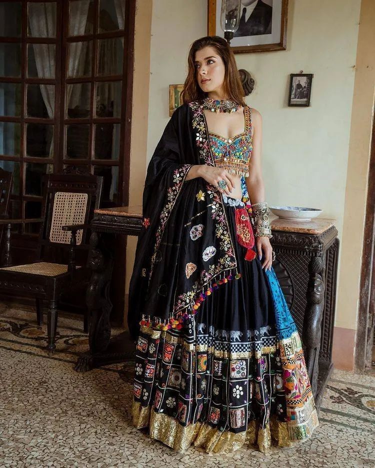 Anarkali Fancy Party Wear Silk Lehenga Choli Designs