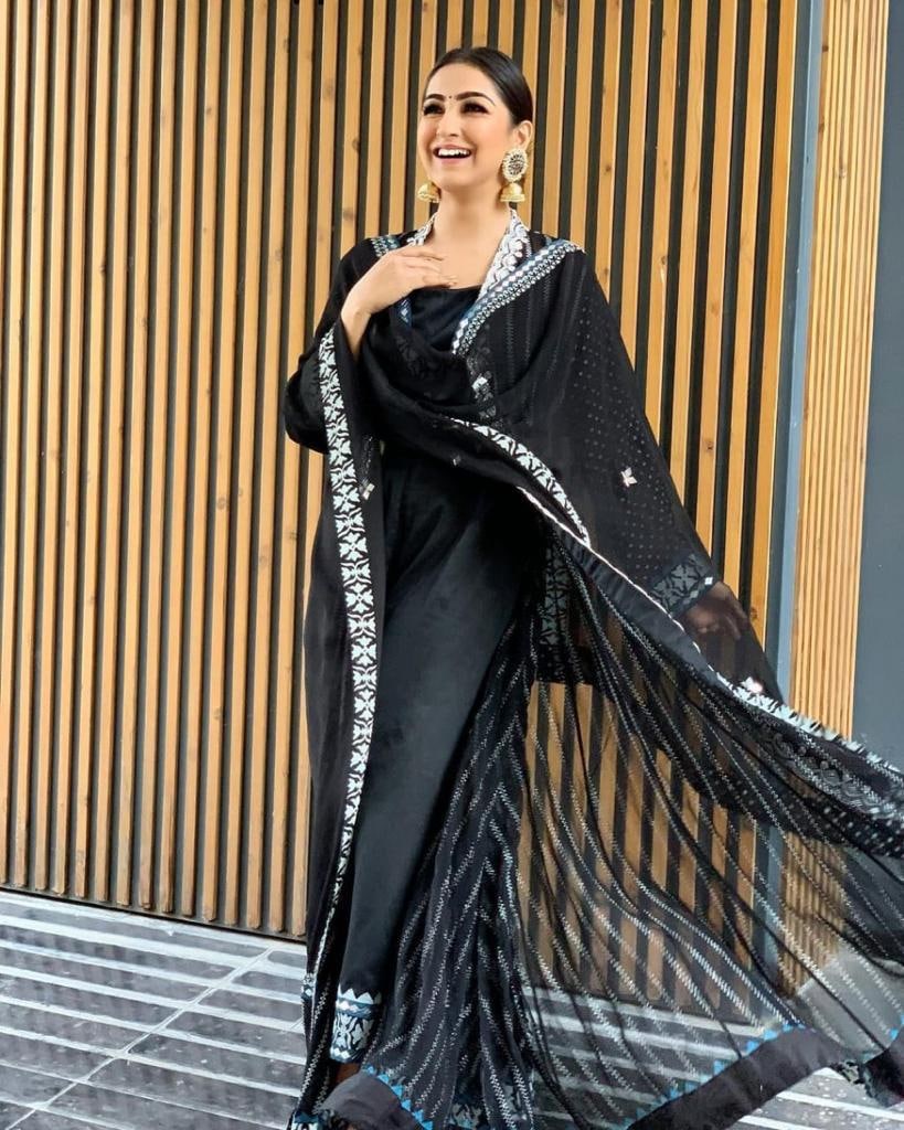 Stylist Black Designer Palazzo Suit