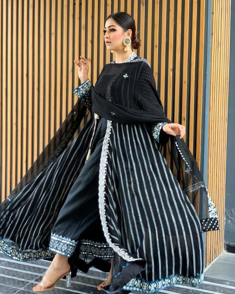 Stylist Black Designer Palazzo Suit