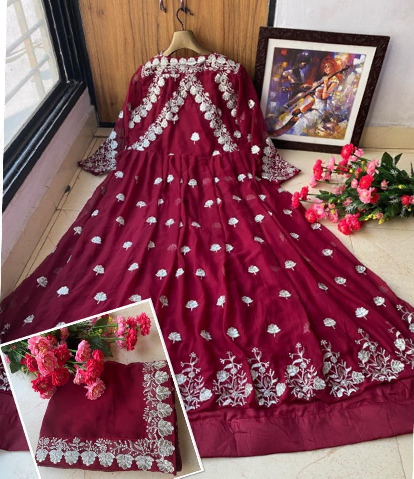 Heavy Georgette Zari Embroidered Work Party Wear Gown