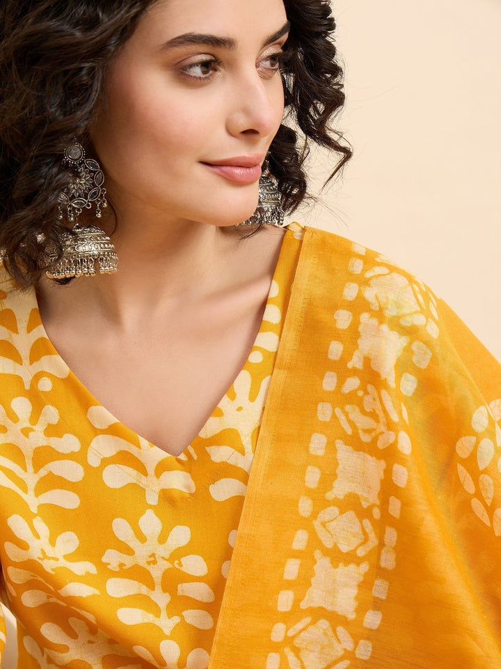 Women's Viscose Yellow Straight Kurta and Pant Set with Dupatta