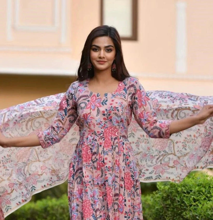Women's Pink Printed Viscose Rayon Kurta and Pant Set